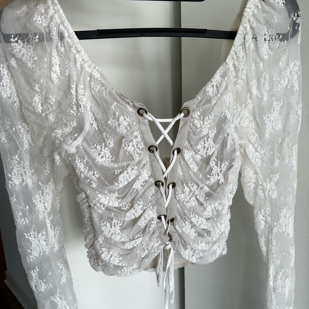 FREE PEOPLE lace mini crop long sleeve